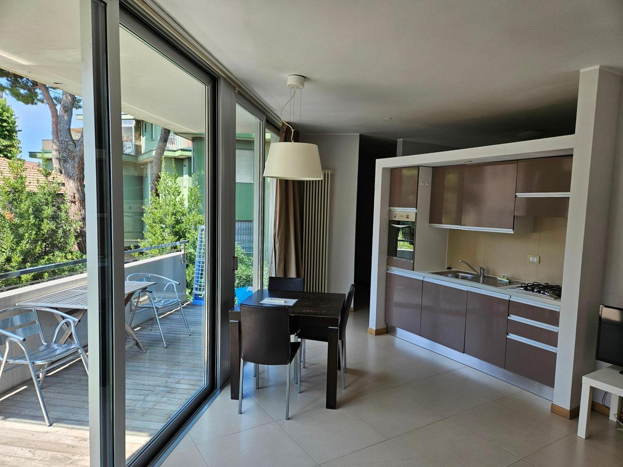Residence Delfina Римини Экстерьер фото